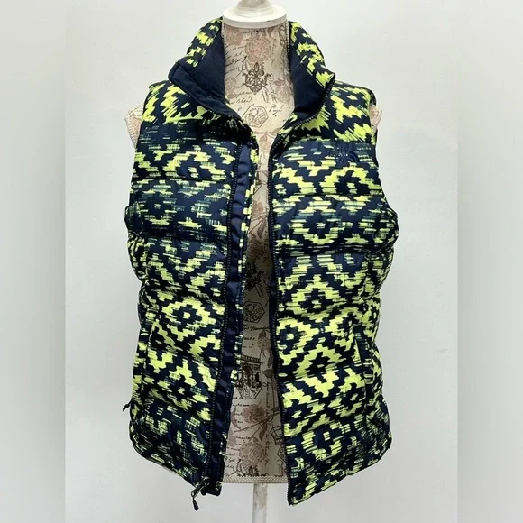 THE NORTH FACE Women’s Navy and yellow NUPTSE 2 Puffer vest size M - Picture 2 of 14